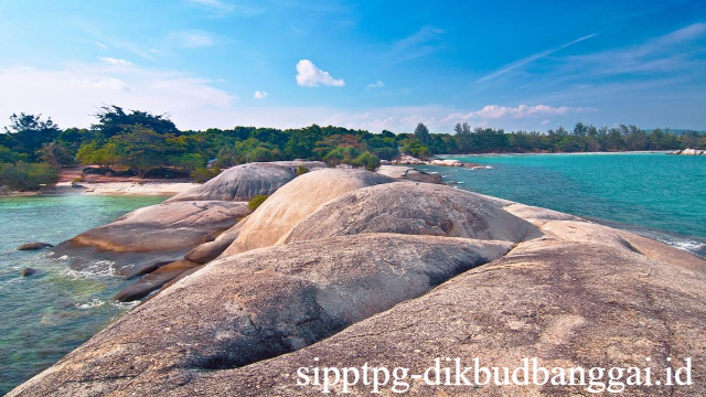 Pantai Penyabong: Surga Tersembunyi di Belitung Selatan